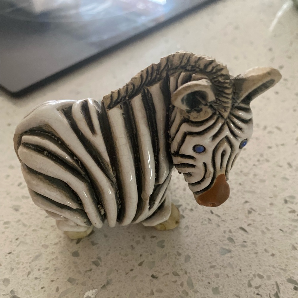 Artesania Rinconada Zebra, Discontinued 1978 Hand Carved Pottery Figurine